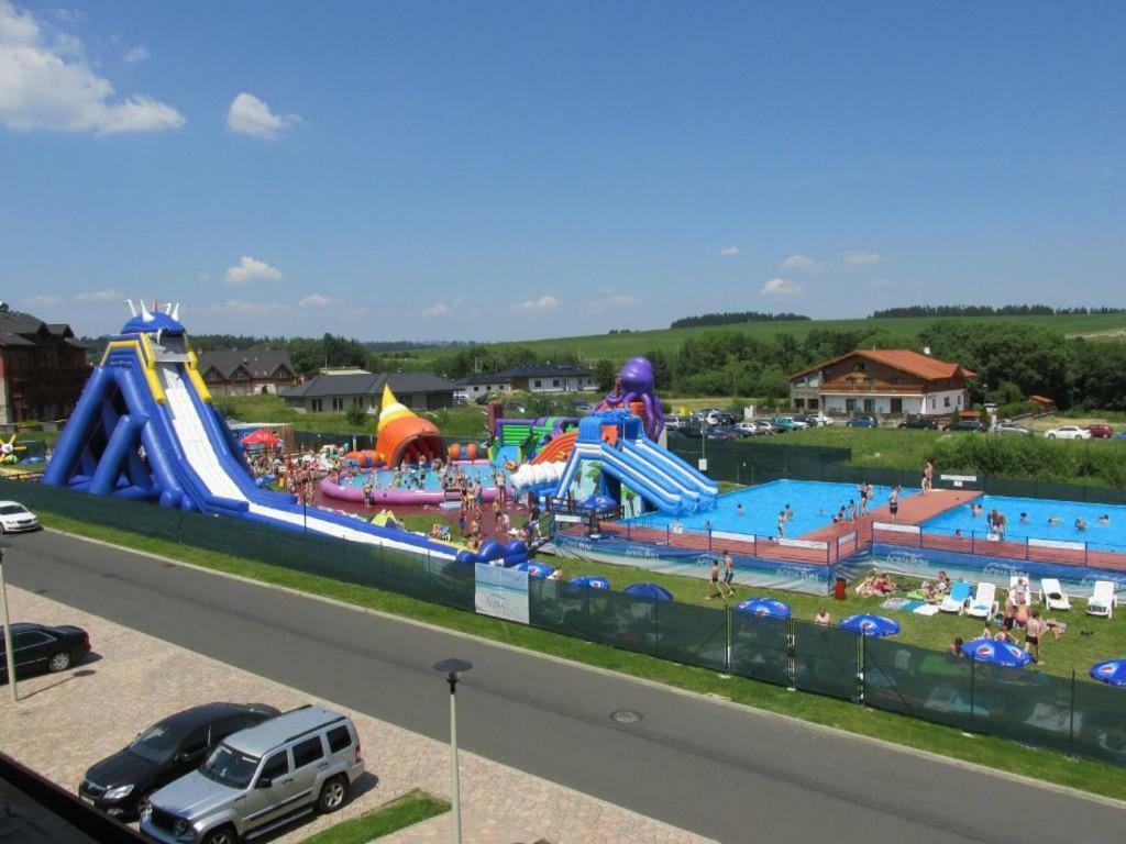 Terezia Tatry - Golf Apartment Vel'ka Lomnica Luaran gambar