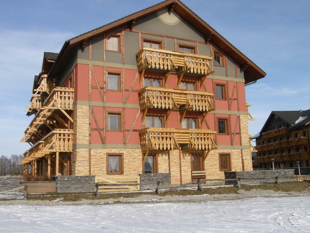 Terezia Tatry - Golf Apartment Vel'ka Lomnica Luaran gambar